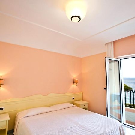 Hotel Terme Alexander Ischia Eksteriør billede