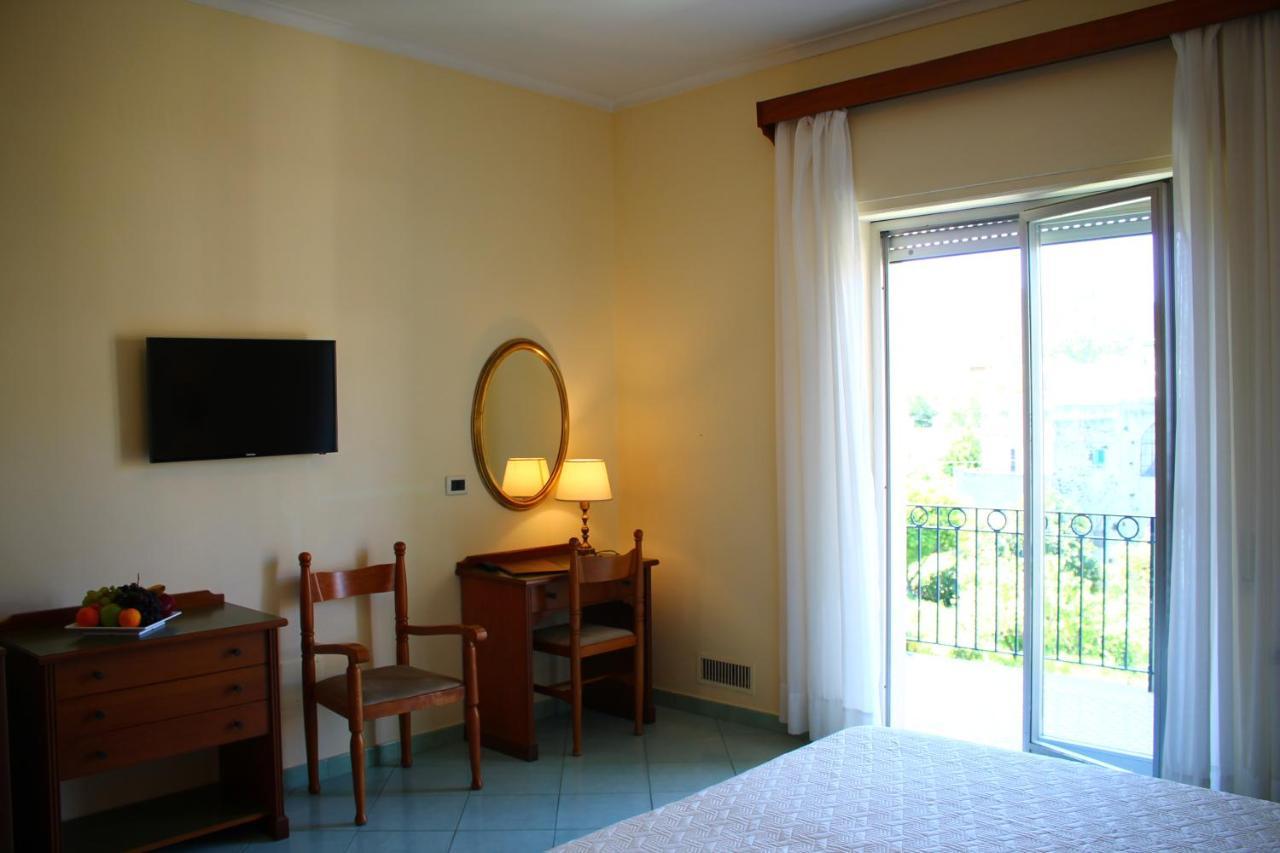 Hotel Terme Alexander Ischia Eksteriør billede